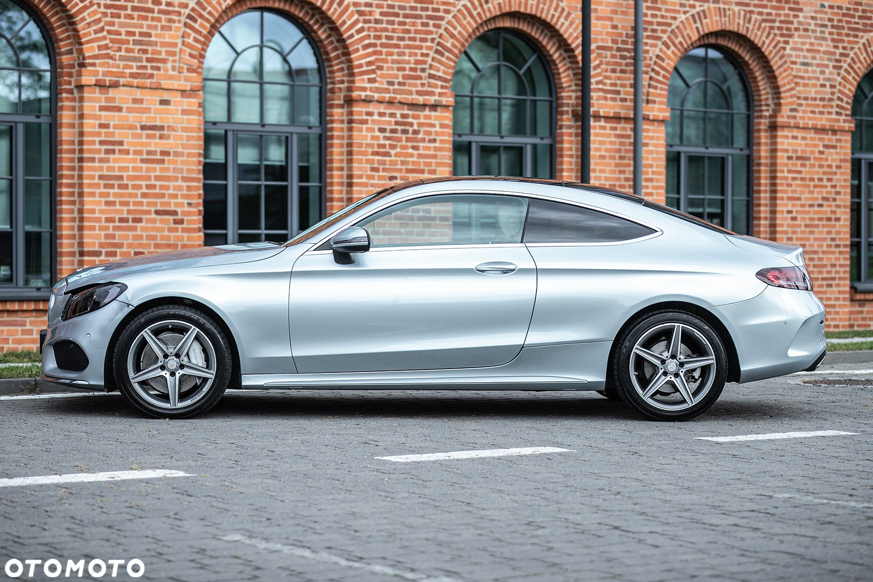 Mercedes-Benz Klasa C 300 Coupe 7G-TRONIC AMG Line - 9