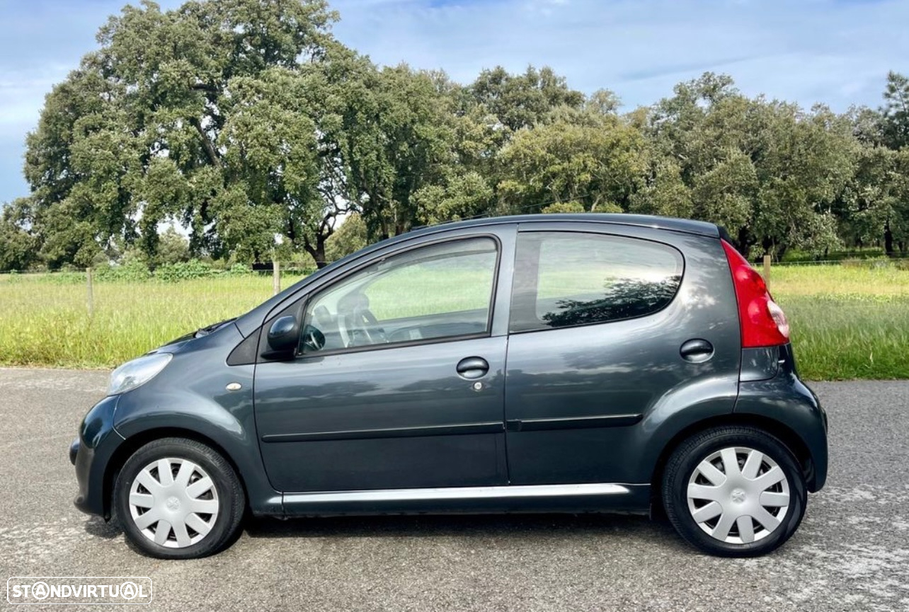 Peugeot 107 1.0 Urban - 8