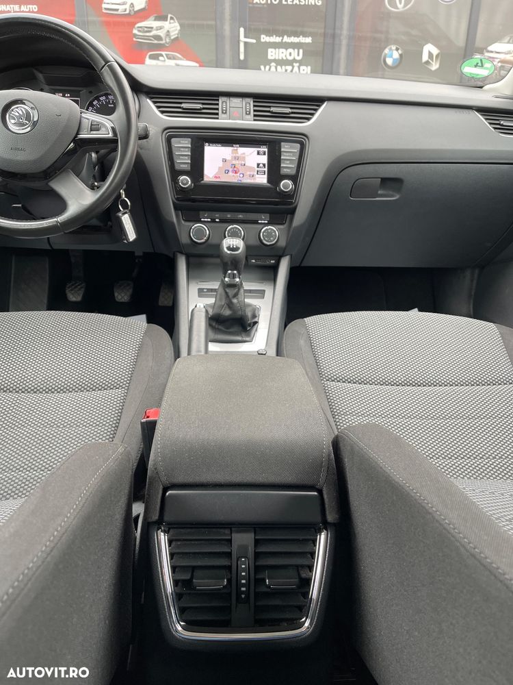 Skoda Octavia 1.6 TDI DPF Active Green tec - 18