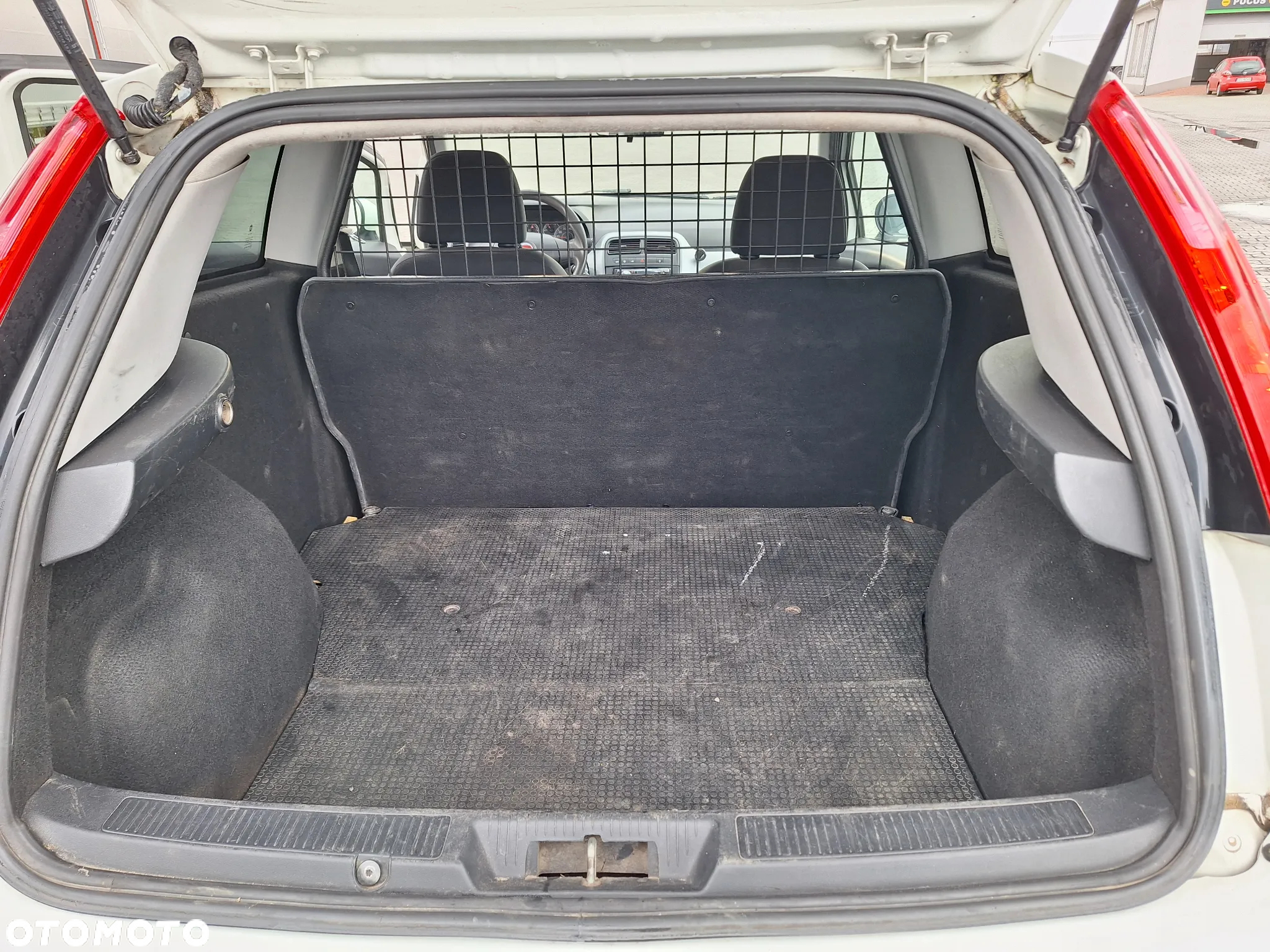 Fiat Punto Van - 12