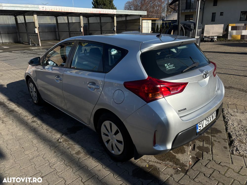Toyota Auris 1.3 Dual VVT-i Luna - 3