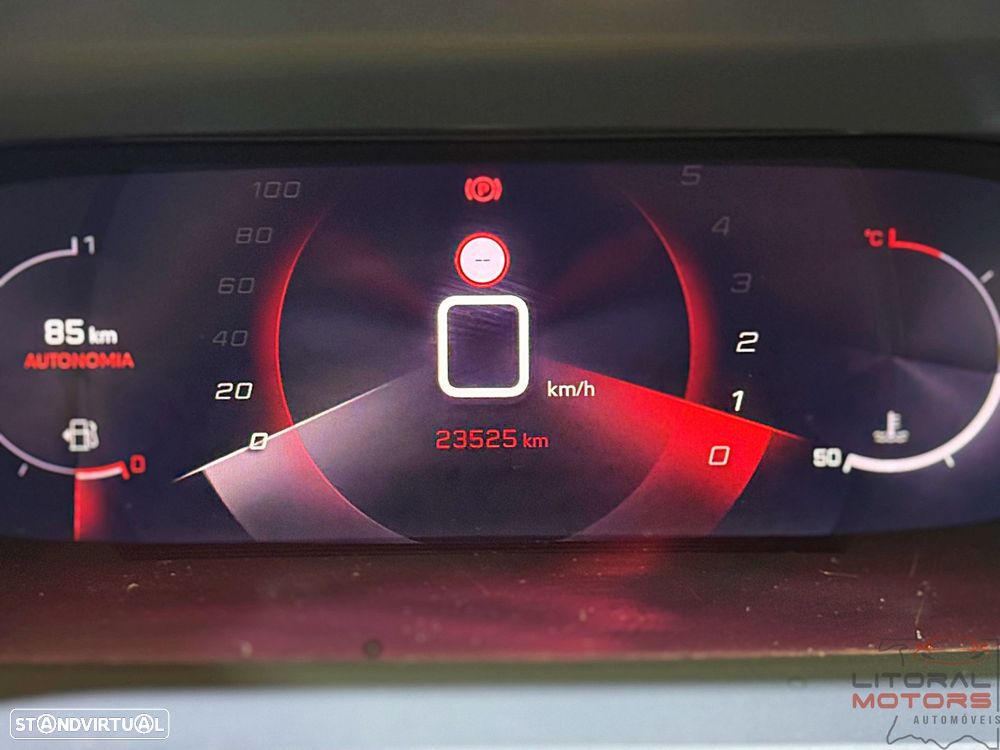 Peugeot 2008 1.2 PureTech Allure Pack - 26