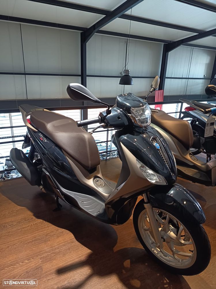 Piaggio Medley 125 ABS - 1