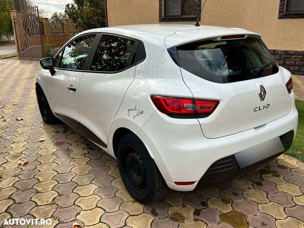 Renault Clio - 6