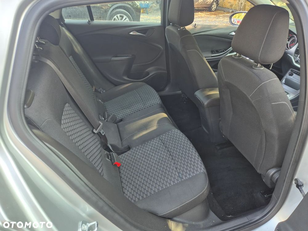Opel Astra 1.6 CDTI Sports Tourer Active - 20