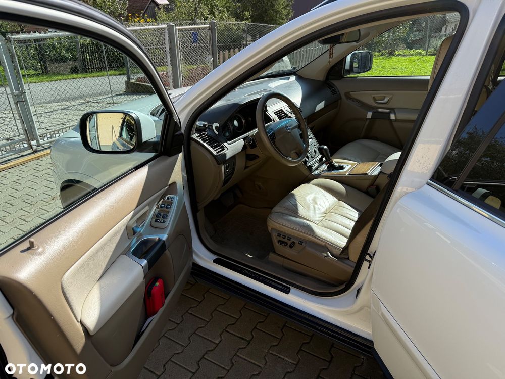 Volvo XC 90 D5 AWD Executive - 7