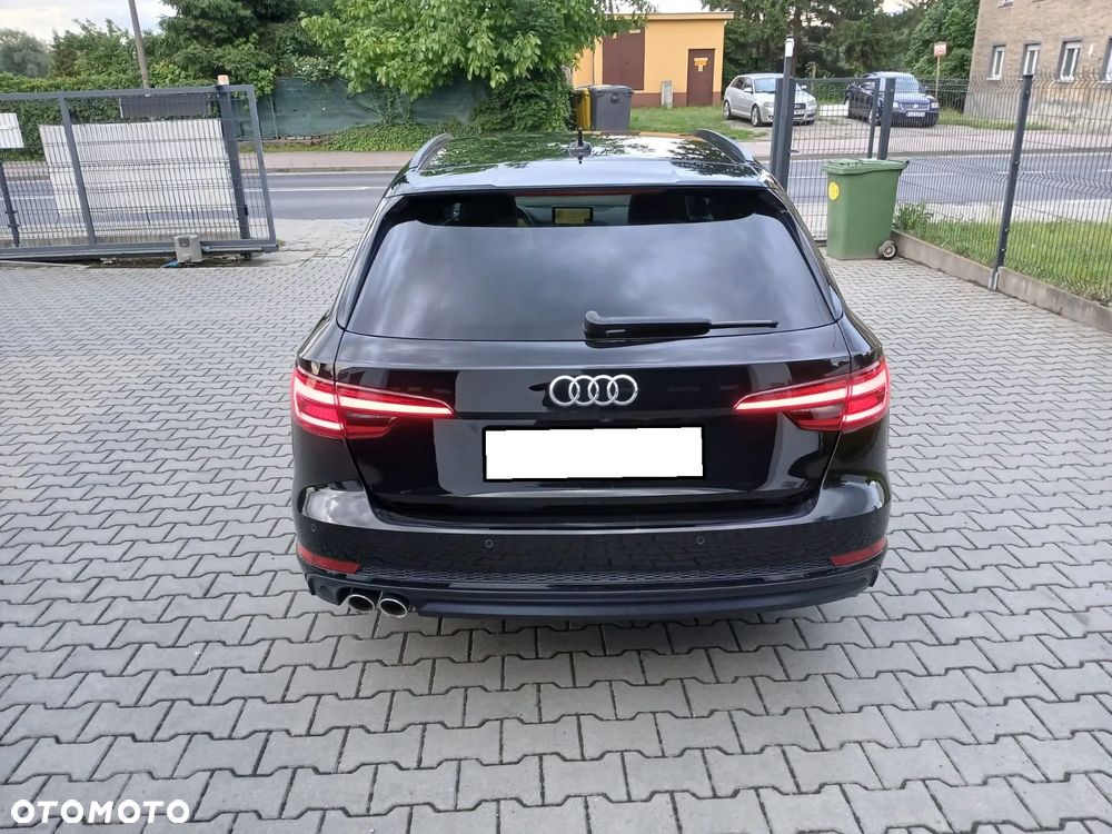 Audi A4 Avant 2.0 TDI DPF clean diesel quattro S tronic S line Sportpaket - 26