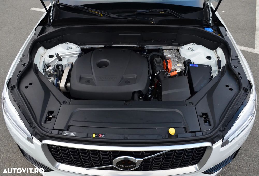 Volvo XC 90 T8 AWD Recharge Geartronic RDesign - 39