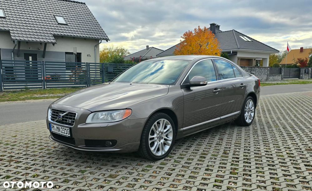 Volvo S80 V8 AWD Executive - 1