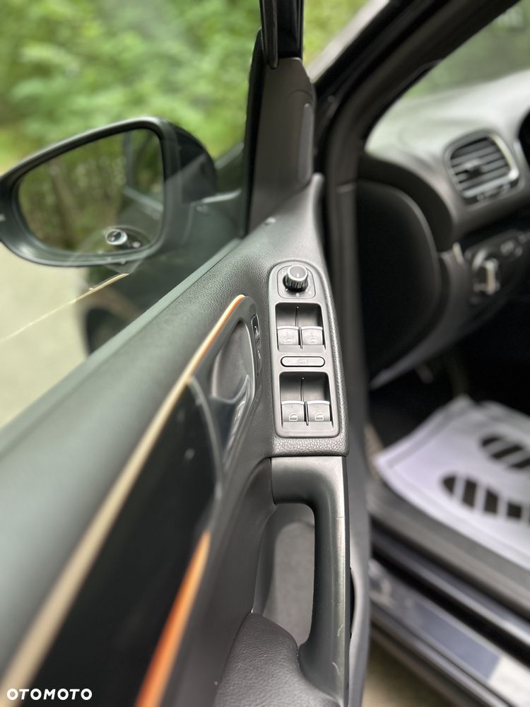 Volkswagen Golf 2.0 TSI GTI DSG - 19