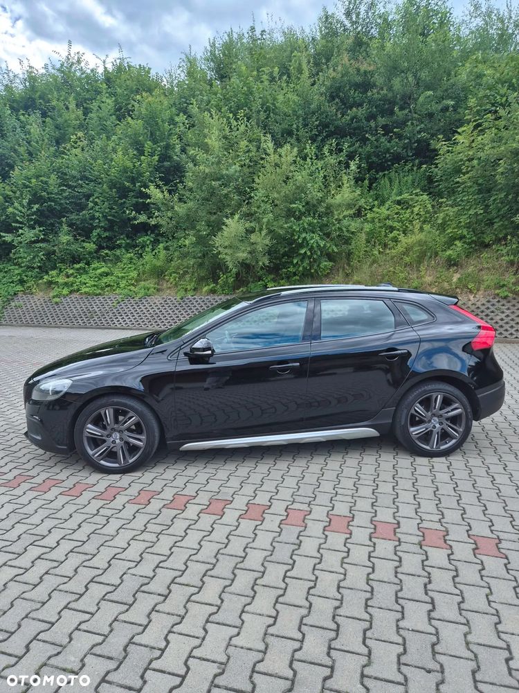 Volvo V40 Cross Country - 2
