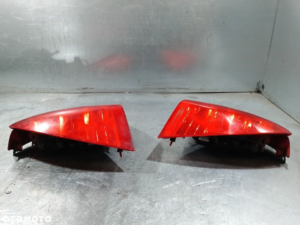 LAMPY TYŁ KOMPLET PEUGEOT 307 LIFT KOMBI 557686A   557684A - 8