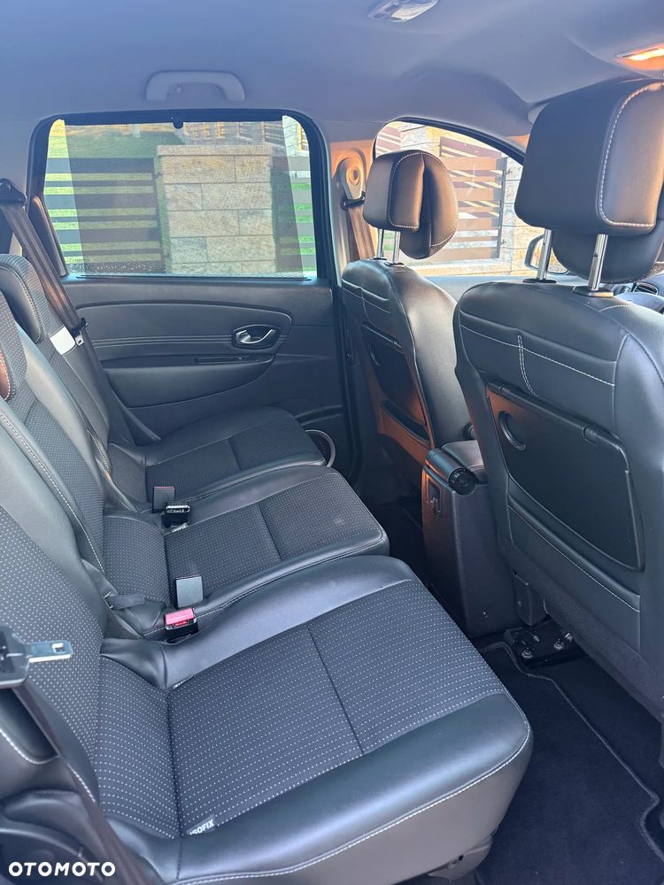 Renault Scenic dCi 130 FAP Start & Stop Bose Edition - 13