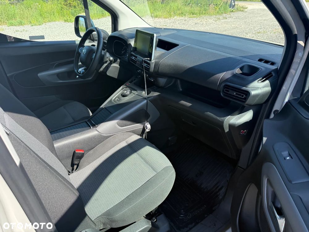 Toyota Proace City Verso Long 1.2 D-4T Family - 22
