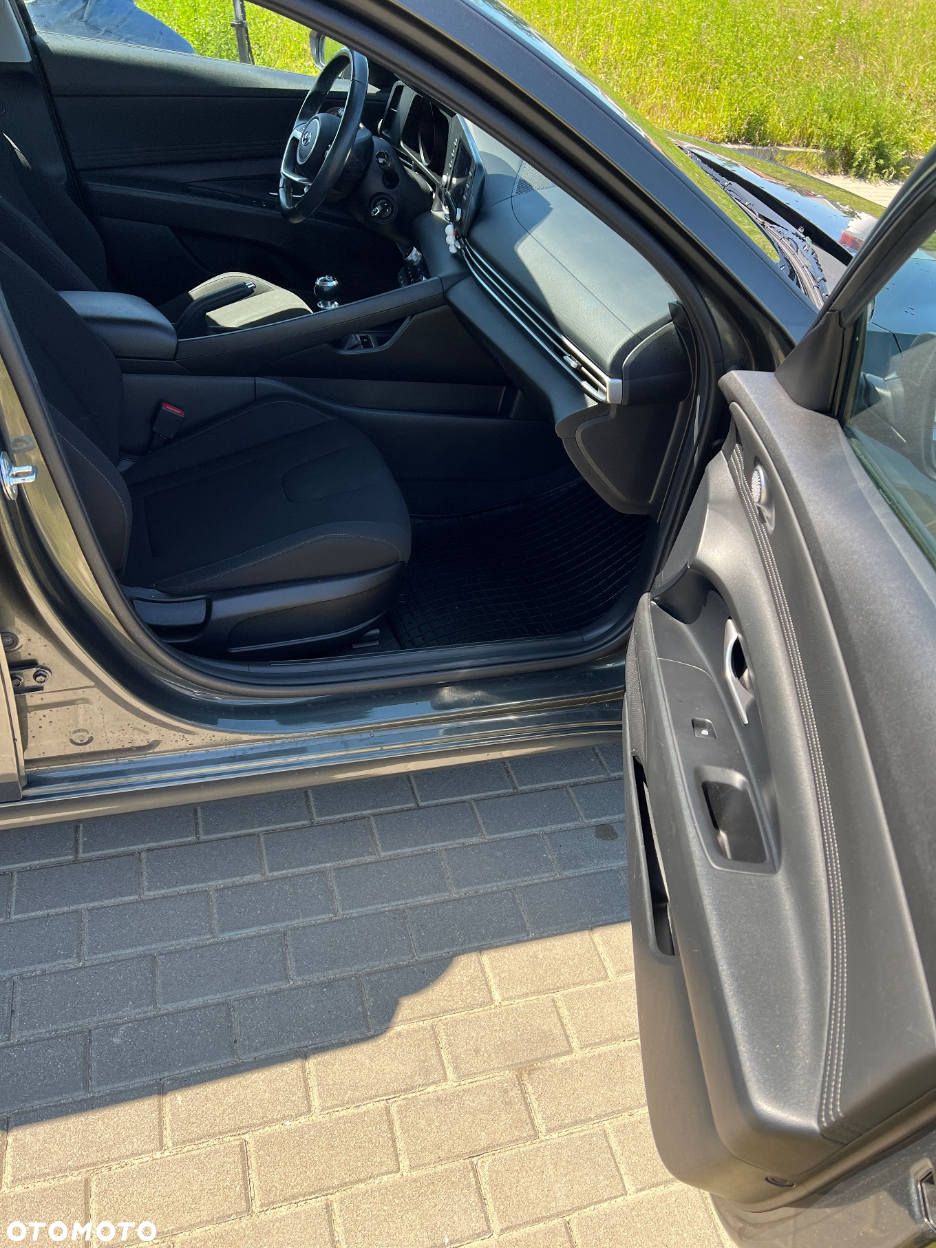 Hyundai Elantra 1.6 Modern - 18