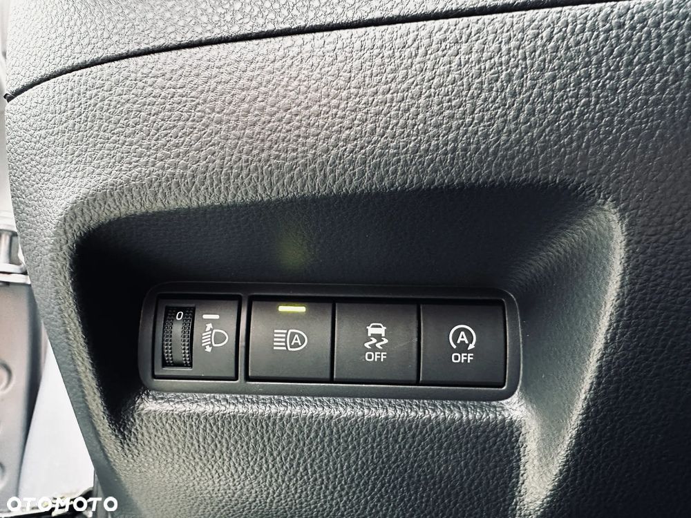 Toyota Aygo X 1.0 VVT-i JBL CVT - 12