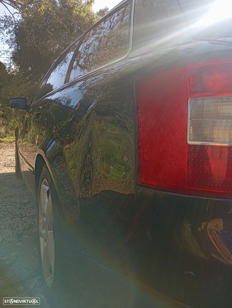 Audi A4 Avant 1.9 TDI m6 - 9