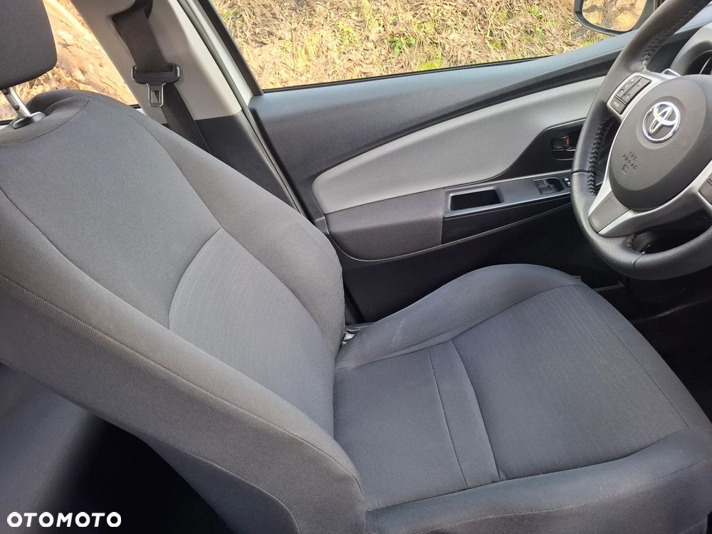 Toyota Yaris - 19