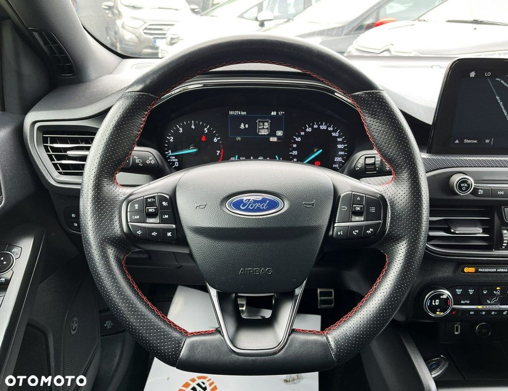 Ford Focus - 12
