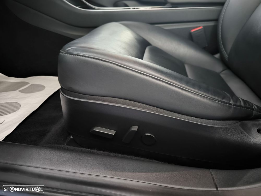Tesla Model 3 Long-Range Dual Motor AWD - 20