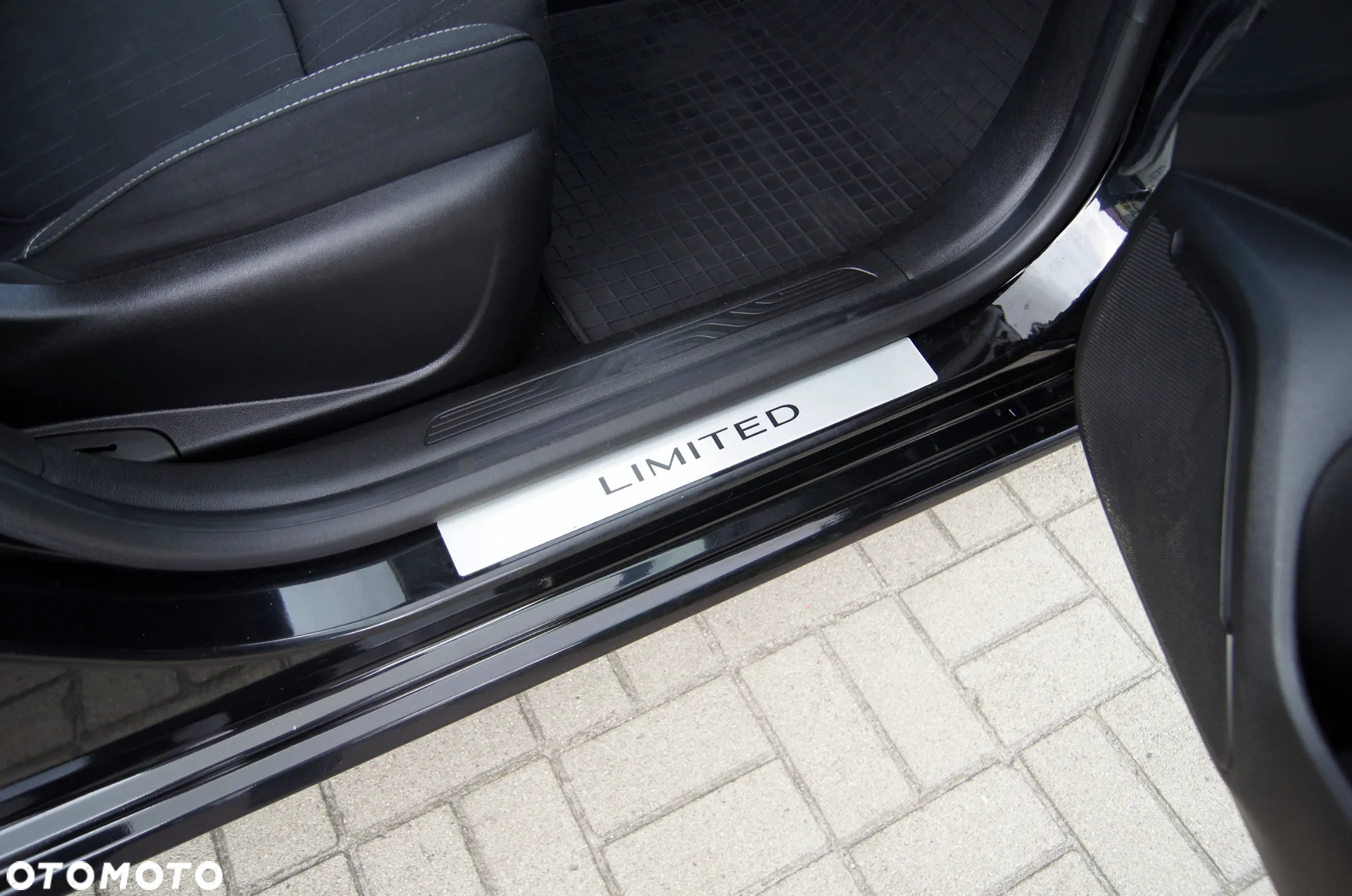 Renault Megane 1.2 Energy TCe Limited 2018 - 19