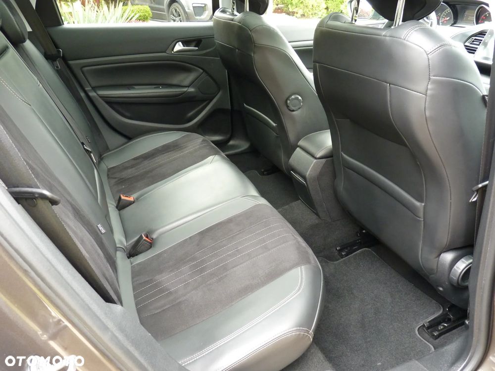 Peugeot 308 PureTech 130 Stop & Start Allure - 8
