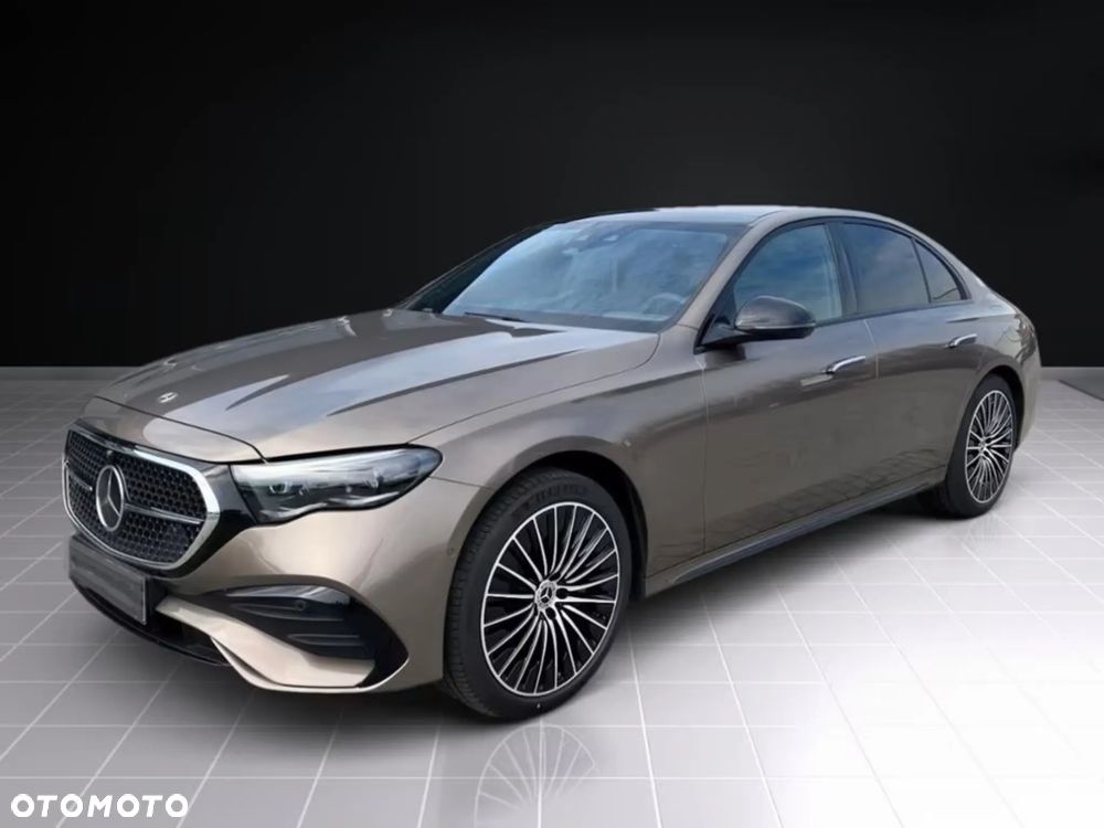Mercedes-Benz Klasa E 220 d mHEV 4-Matic AMG 9G-Tronic - 11