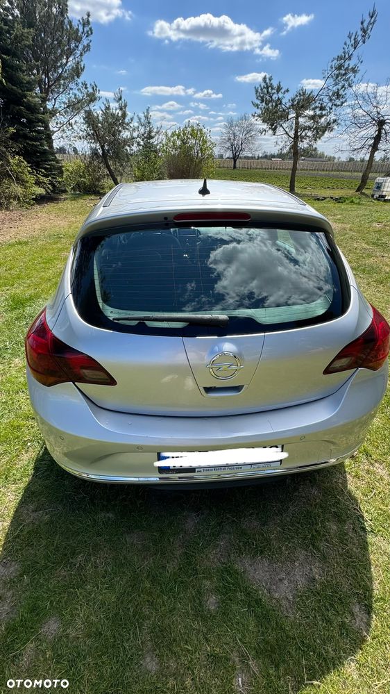 Opel Astra 1.7 CDTI Enjoy - 11