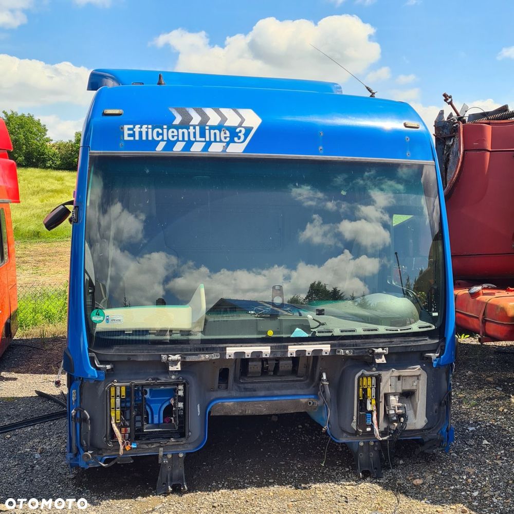 Kabiny pojazdów MAN różne modele i kolory - 6