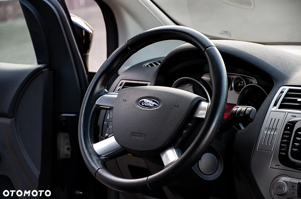 Ford Kuga 2.0 TDCi Titanium - 23