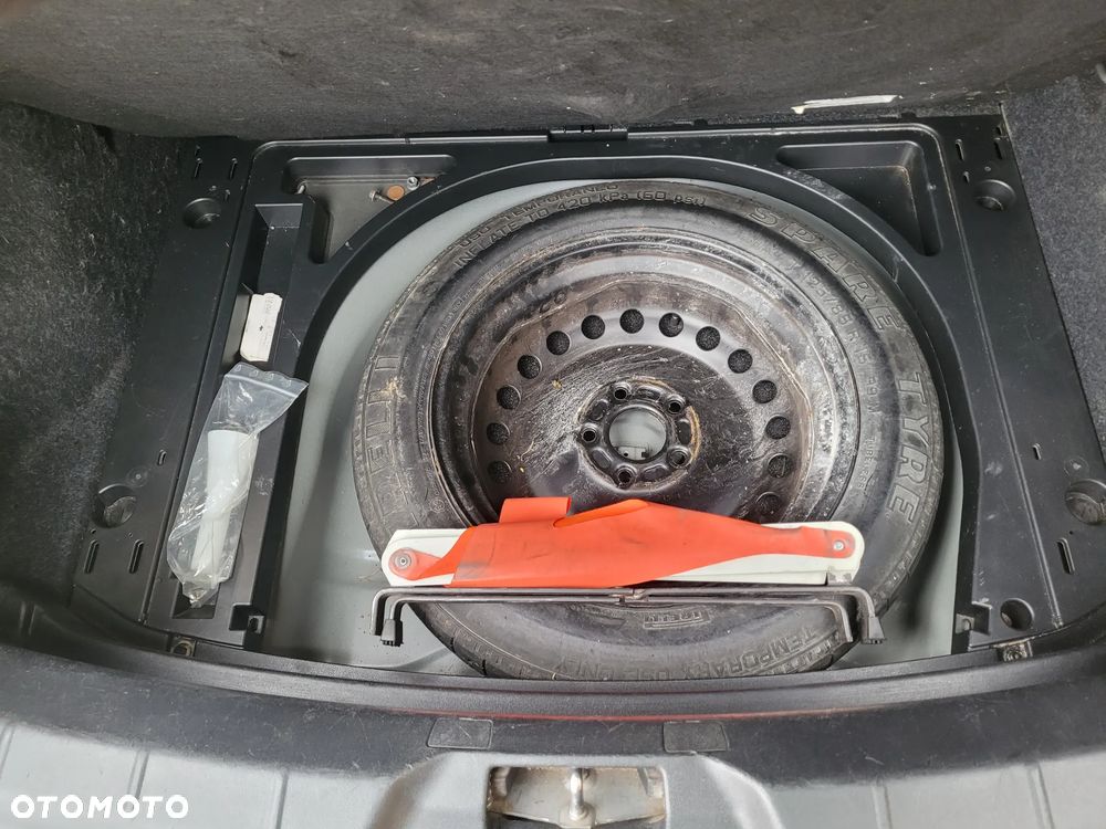 Volvo V40 D2 You - 16