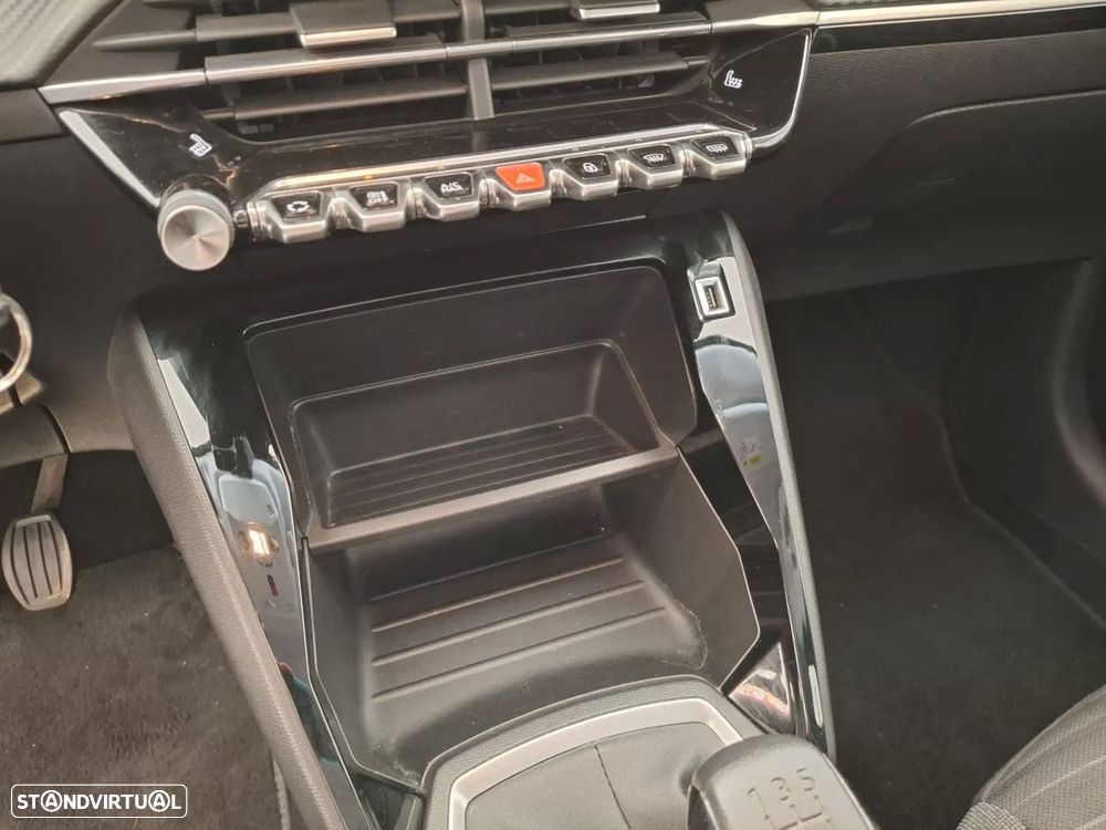 Peugeot 208 1.2 PureTech Active Pack - 16