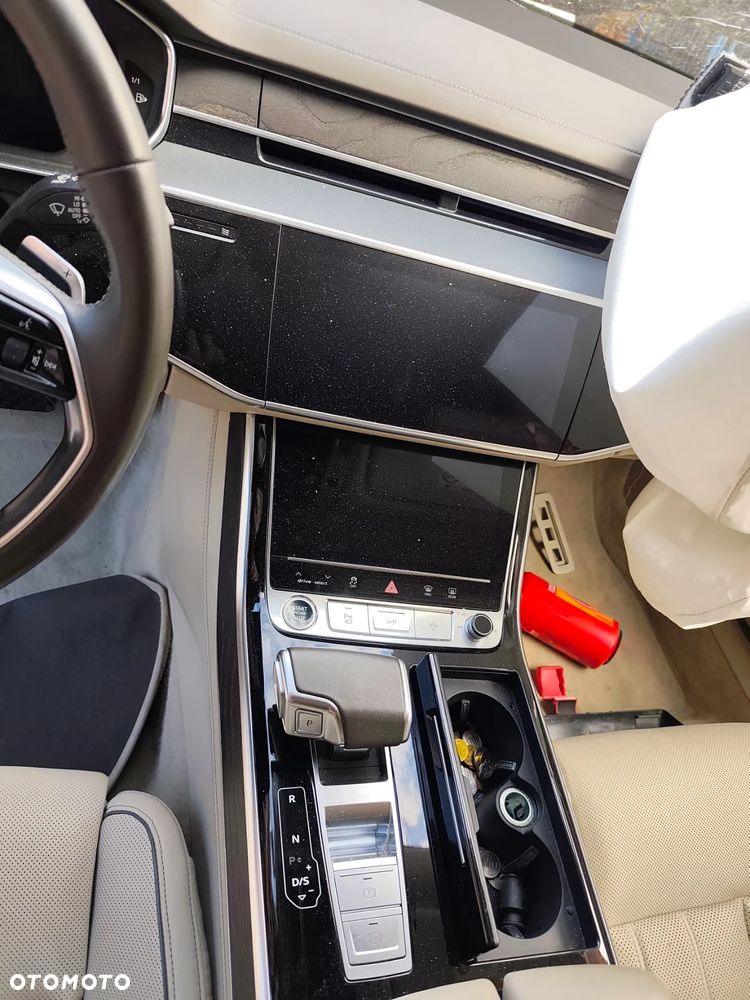 Audi A8 55 TFSI mHEV Quattro Tiptr - 9