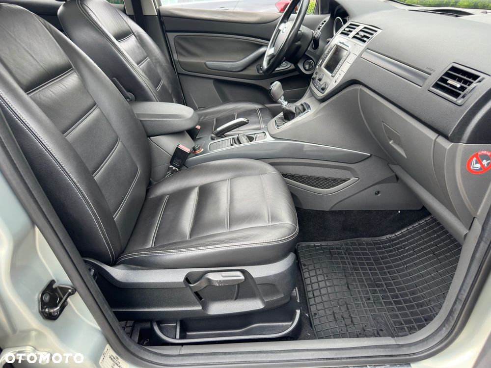 Ford Kuga 2.0 TDCi 4x4 Titanium - 11