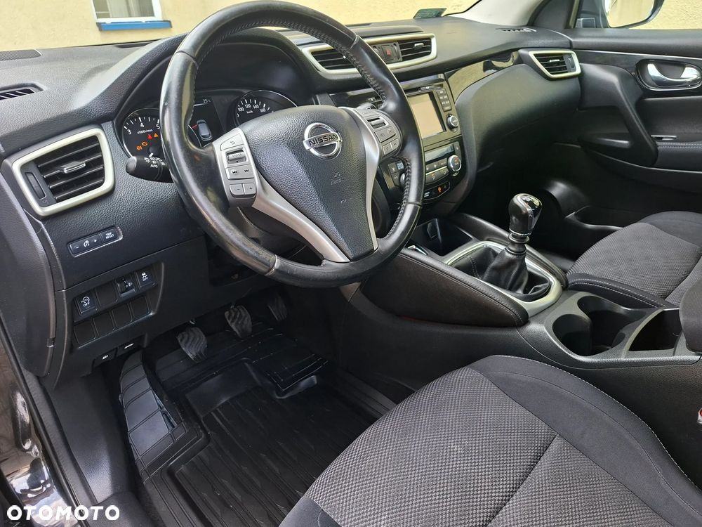Nissan Qashqai 1.2 DIG-T N-Vision EU6 - 13