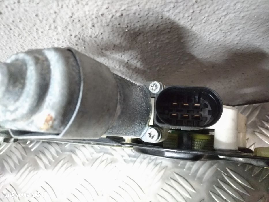 Elevador Electrico Confort Porta Traseira BMW Serie 5 E60 / E61 - 6