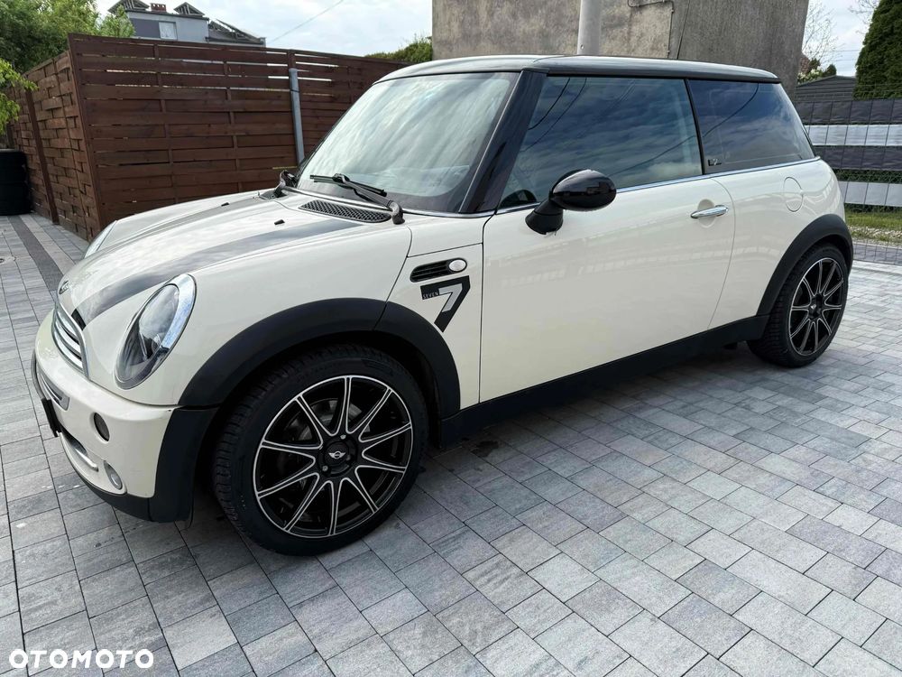 MINI ONE Seven - 3
