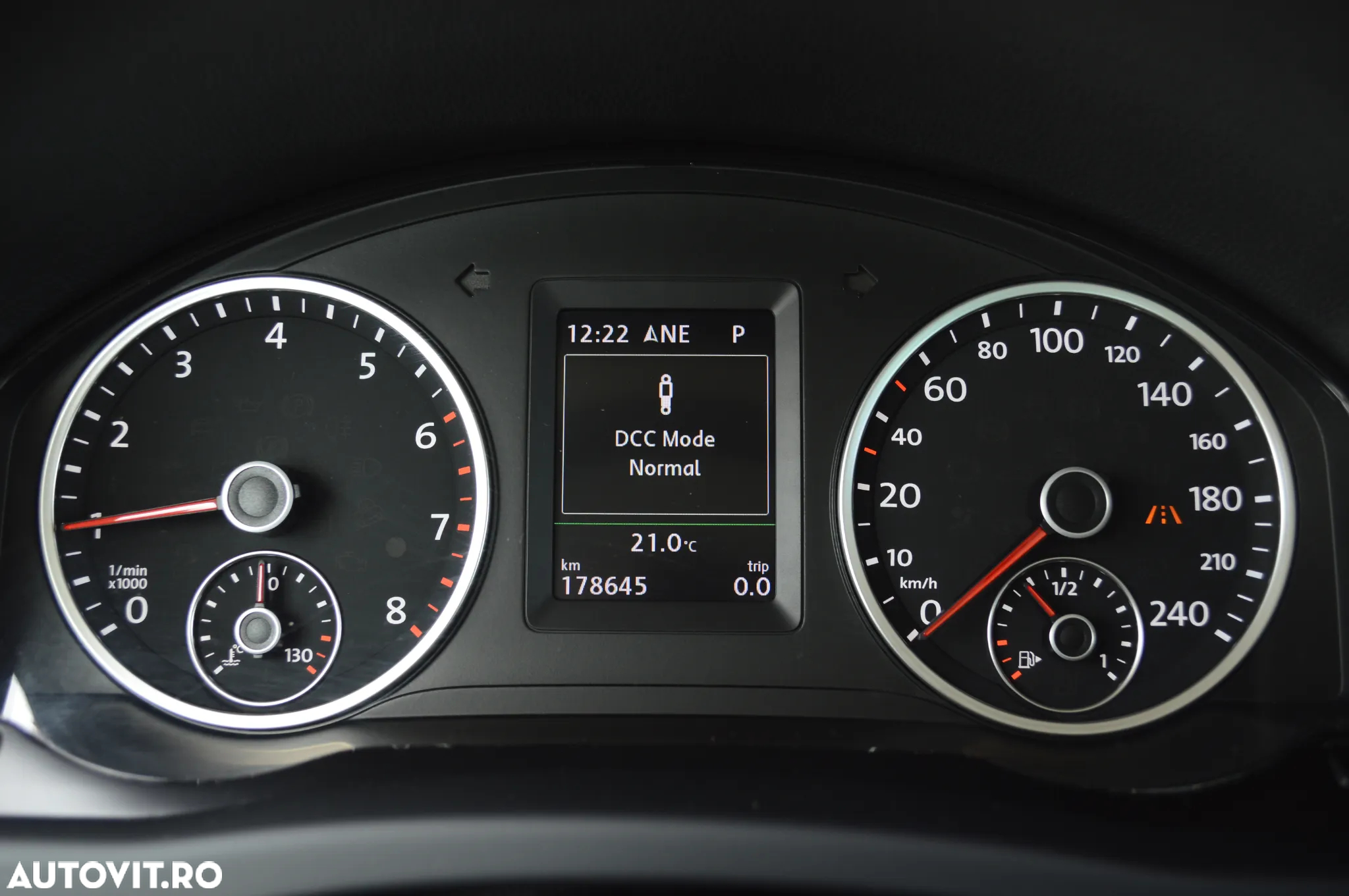 Volkswagen Tiguan 1.4 TSI DSG BlueMotion Technology Sport & Style - 38