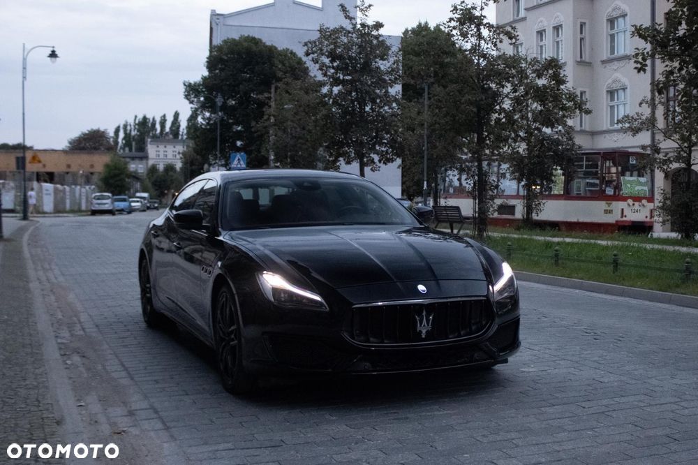 Maserati Quattroporte S Q4 GranSport - 19