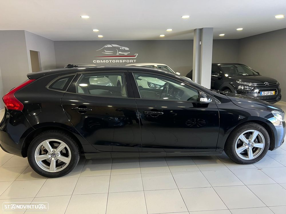 Volvo V40 2.0 D2 Momentum - 9