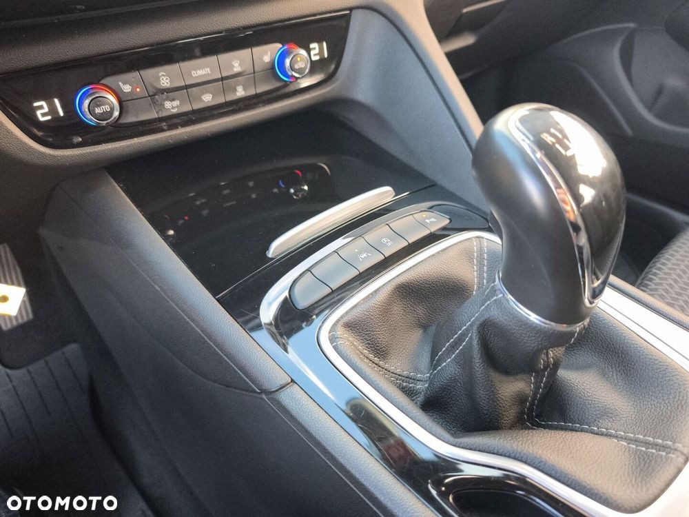 Opel Insignia 2.0 CDTI Elegance S&S - 20