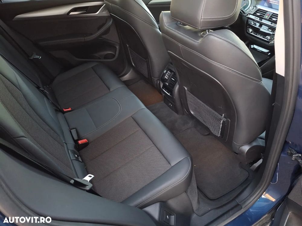 BMW X3 xDrive30e AT PHEV - 14