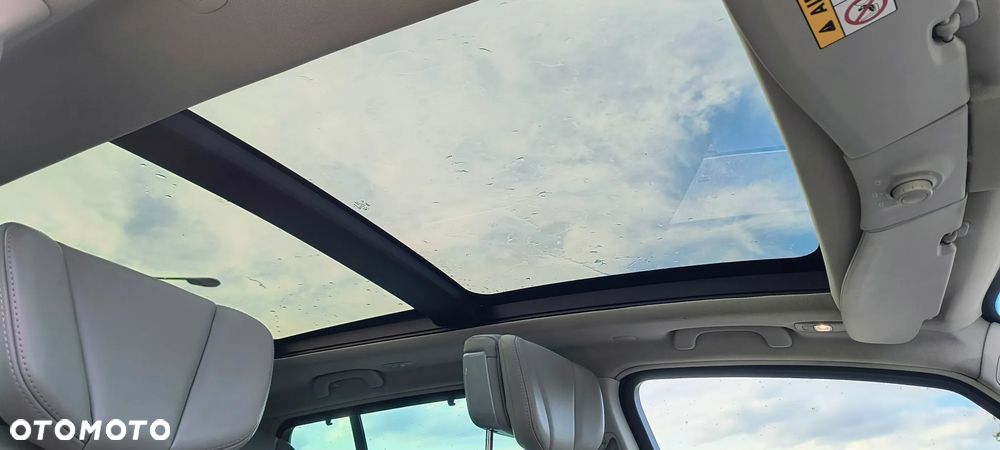 Renault Espace 1.6 dCi Energy Initiale Paris EDC 7os - 4