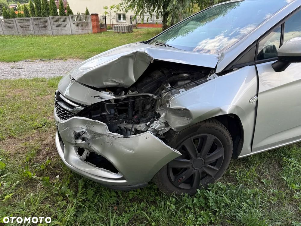 Opel Astra 1.4 Enjoy - 2