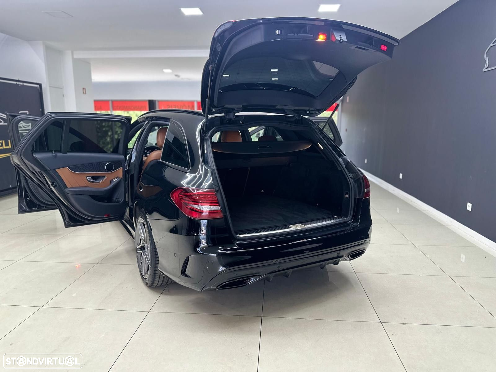 Mercedes-Benz C 300 d AMG Line - 12