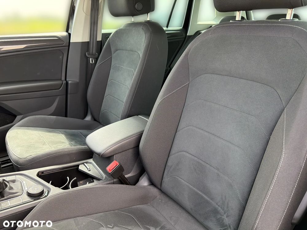 Volkswagen Tiguan 2.0 TSI 4Mot Elegance DSG - 19