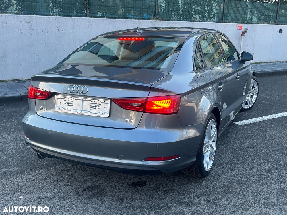 Audi A3 1.6 TDI ack S tronic Ambiente - 5