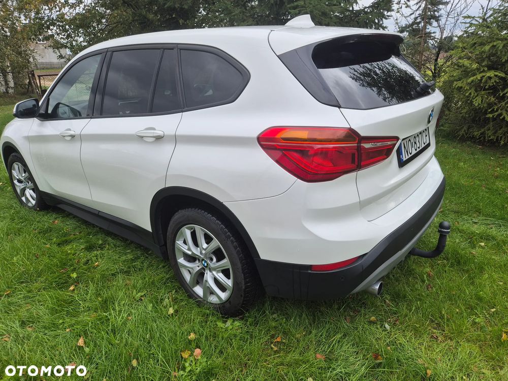 BMW X1 sDrive18d xLine - 8