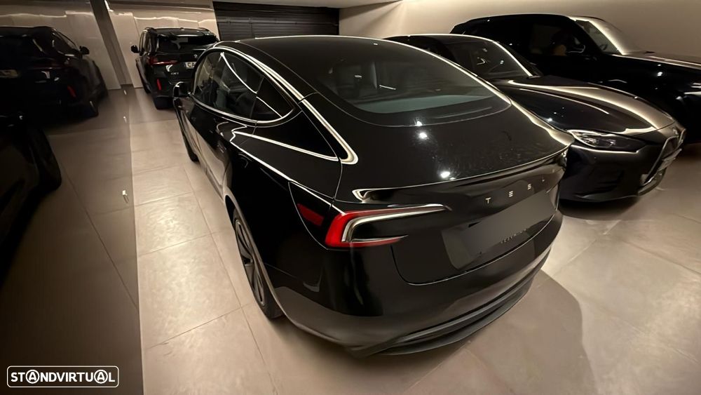 Tesla Model 3 Tração Traseira - 3