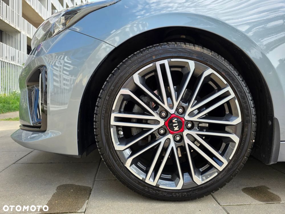 Kia ProCeed - 38